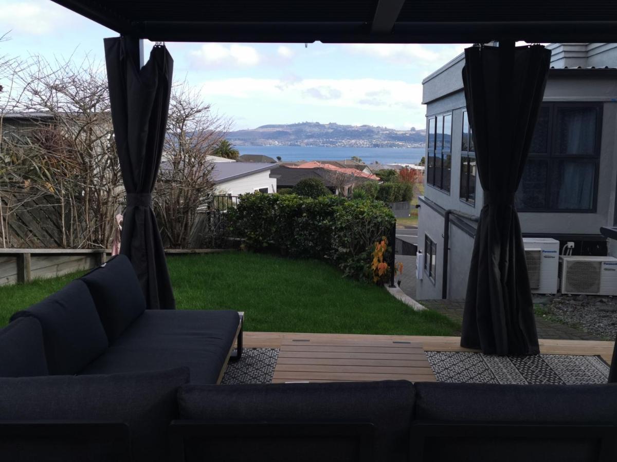 Lake Taupo Holiday Home Extérieur photo
